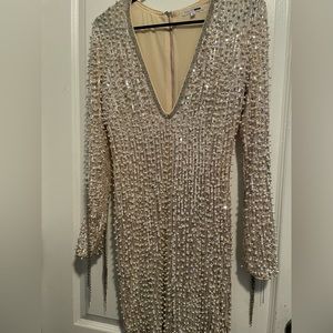 Pearls dress with wrist details!